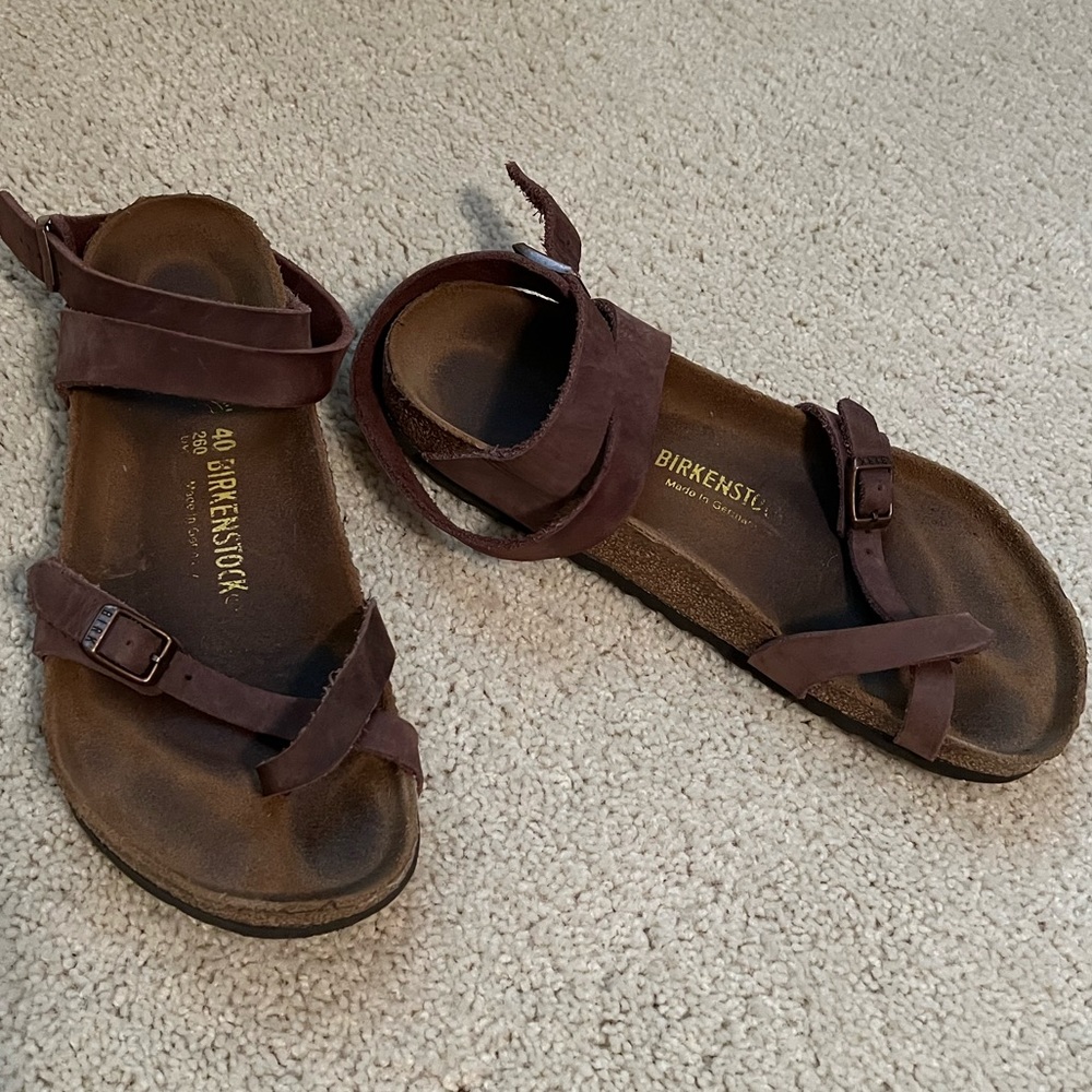 Women’s Birkenstock Sandal , Brown Suede, Yara style, Size 40